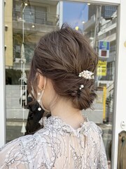 20代30代 結婚式【ヘアセット】パーティヘア シニヨンアレンジ