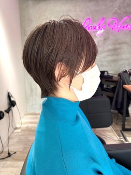 ラッキーヘア 加古川(Lucky Hair) まるみショート×白髪ぼかしカラー【カドワキ】