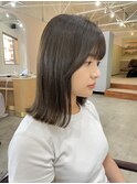 切りっぱなし×オリーブベージュ×透け感
