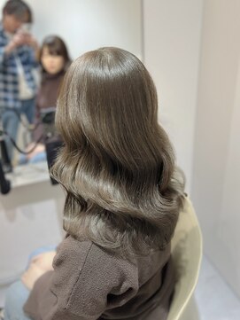 ロエ 恵比寿 代官山(ROE) オリーブベージュマチルダボブインナーグレージュ前髪