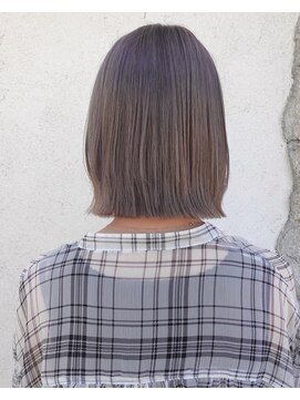 シェミール(CHEMIR) ブリーチカラー×レイヤーカット【四日市】