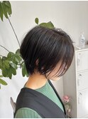 ショートボブ