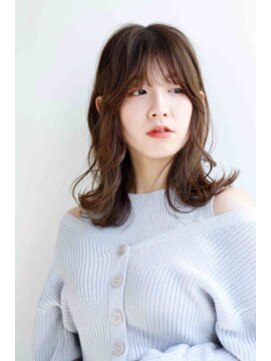 ラヴィエール 三郷中央(Laviere) キレイめセミディ