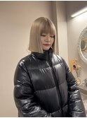 ケアブリーチミルクティーベージュカラーレイヤーカット韓国ヘア