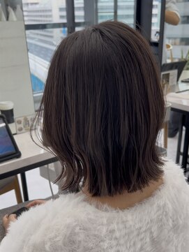 ビューナゴヤ 名駅(VIEW NAGOYA) 外ハネ/切りっぱなし/くびれヘア/くびれボブ/おくれ毛
