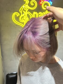 スパークスヘア(Sparks hair) 根本だけ色が違う！？だからこそオシャレ上級者☆