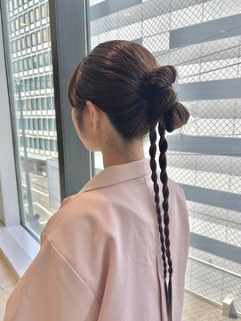 ビーハイブ 仙台駅前店(Behive) タイトヘア×アレンジ×ロング