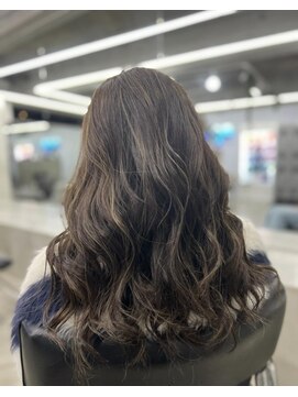 エピックバイファン 竹ノ塚(epc by F.U.N) ロングナチュラルヘア