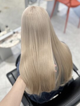 ペレ 梅田(PELE) ミディアムヘア/デザインカラー/フェイスフレーミング/梅田