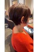 大人女性の上品なヘアスタイル
