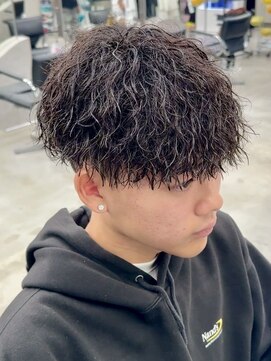 グッドタイムエフティフィフス 横浜西口(GoodTimes ft.fifth) 横浜縦落ちツイスパツイストスパイラルパーマツイストパーマ◆