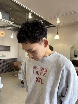 エイム(Aem.) ＊Urban curl fade アーバンカールフェード