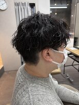 ヒストリー 元住吉(HISTORY)&nbsp;束感ニュアンスパーマ×刈り上げショート