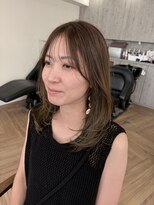 カナエ(CaNaE) 人気の内巻きレイヤー