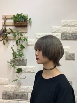 モデスト(modeste) ハイトーンウルフマッシュヘア