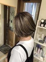 ワンバイワンクラッカ(one by one CLACCA)&nbsp;ハイライトで脱・白髪染めカラー