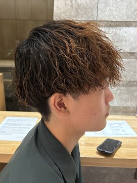 ニアウ 伊勢崎連取店(Niau) メンズマッシュパーマツイストスパイラルパーマ波巻きパーマ