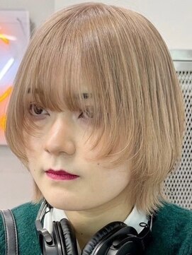 ウィコ 新宿(WICO) ミルキーベージュウルフ[新宿駅/美髪/ピンクブラウン]