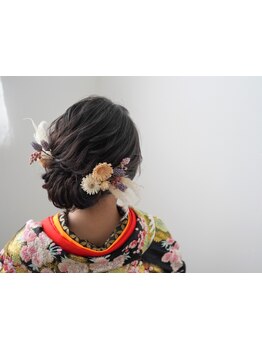 《30分で完成》崩れにくい華やかスタイル!アップスタイルもダウンスタイルもプロにお任せ*[大宮駅]