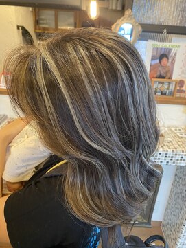 シェリシェリー(Cheri Cherie) コントラストハイライト