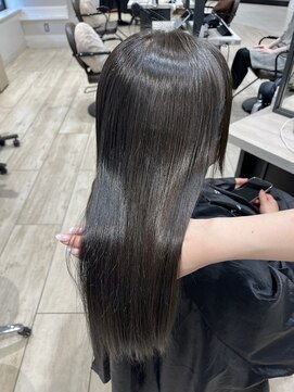 ユーフォリア 銀座本店(Euphoria) 【Mako】暗髪 ブリーチなし 透明感 似合わせ アッシュグレージュ