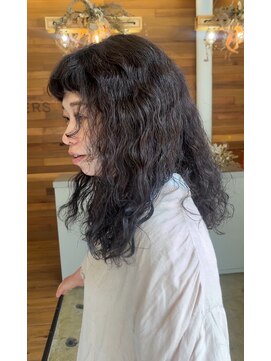 フラワーズビィーオーディー(FLOWERS BOD) 癖を活かす