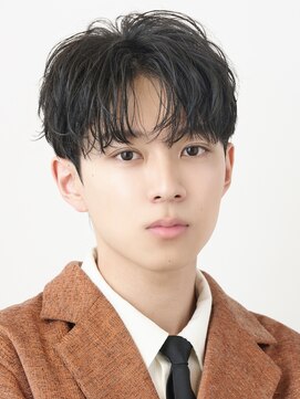 オーシャントーキョー サニー 原宿(OCEAN TOKYO Sunny) 韓国マッシュフェザーパーマニュアンスパーマセンターパート黒髪