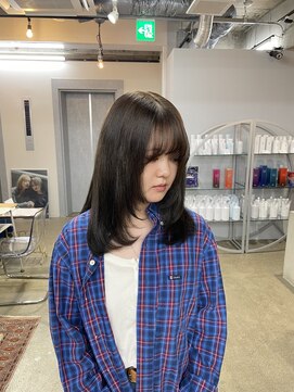 リラ バイ クオーレ(LIRA by CUORE) ミディアムレイヤー