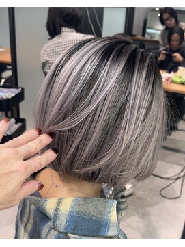 サロウィン 下北沢(SALOWIN) バイオレットよりなグレーのシャドールーツ