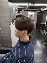 ローグ(ROGUE) 毛流れセンターパート