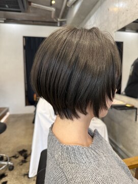 アイフィ(iFY) 【iFY】くびれショートカット