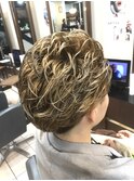 ハイトーンパーマ