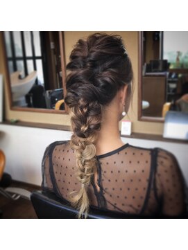 ヘア ロココ(hair LOCOCO) 編みおろしヘアセット