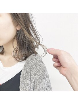 ガーランドウメダ(Garland umeda) リラックスウェーブ＿ミディアム＿000859