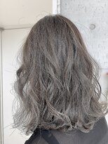 リアン(Lien)&nbsp;Lien☆フォギーグレージュ×ナチュラルローライト×外ハネミディ