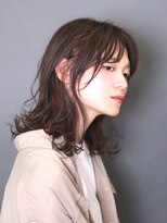 ゴーズゴー 吉祥寺(e)店(go s go)&nbsp;【吉祥寺駅】色っぽふんわりミディ  外ハネ 切りっぱなし