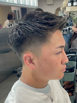 ゼスト クレス(ZEST Cres) 【cres奈佳子】フェードカット×メンズカット