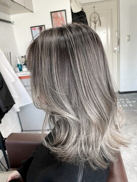 ウォンク(WONK.) [WONK.] バレイヤージュ　ベージュ×グレー