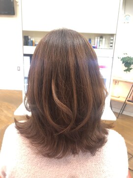 ティグリオ(Tiglio) くびれヘア