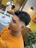 グナスティバイダムディー トウキョウ(GNASTY by DAMDEE TOKYO)&nbsp;ハードパーマスキンフェード