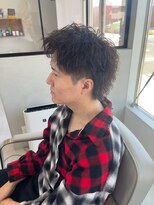 ホワイト(WHITE)&nbsp;ショートウルフ　ソフトツイスト