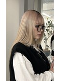 ブロンド　ハイトーンカラー　ミルクティーベージュ