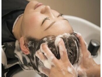 スピンヘア SOCOLA塚口店(Spin hair)の写真/拘り抜いた癒し空間で至福の時間を*髪質に合わせた髪質改善も◎[塚口/大人女性/トリートメント/オージュア]