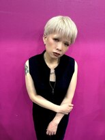 ドール(Doll) ホワイトブロンド