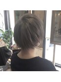 【サロンドミルク原宿】オリーブグレー×ショートヘア
