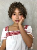 フェミニンショートヘア