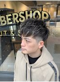 メンズショートホワイトハイライトメッシュツーブロックマッシュ