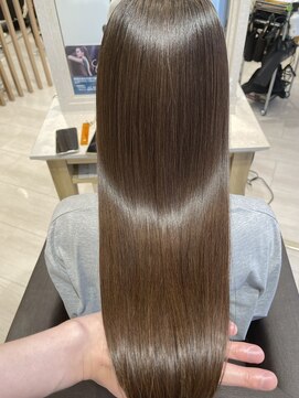 ジ オスカー(THE OSCAR) ウル艶縮毛矯正♪