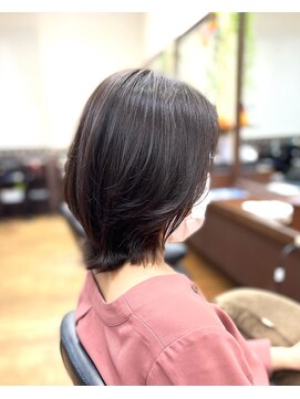 びゃんびゃん 江端店 ウルフカット/外ハネ/バッサリカット