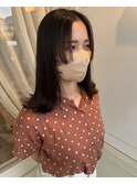 顔周りぱつっとレイヤー